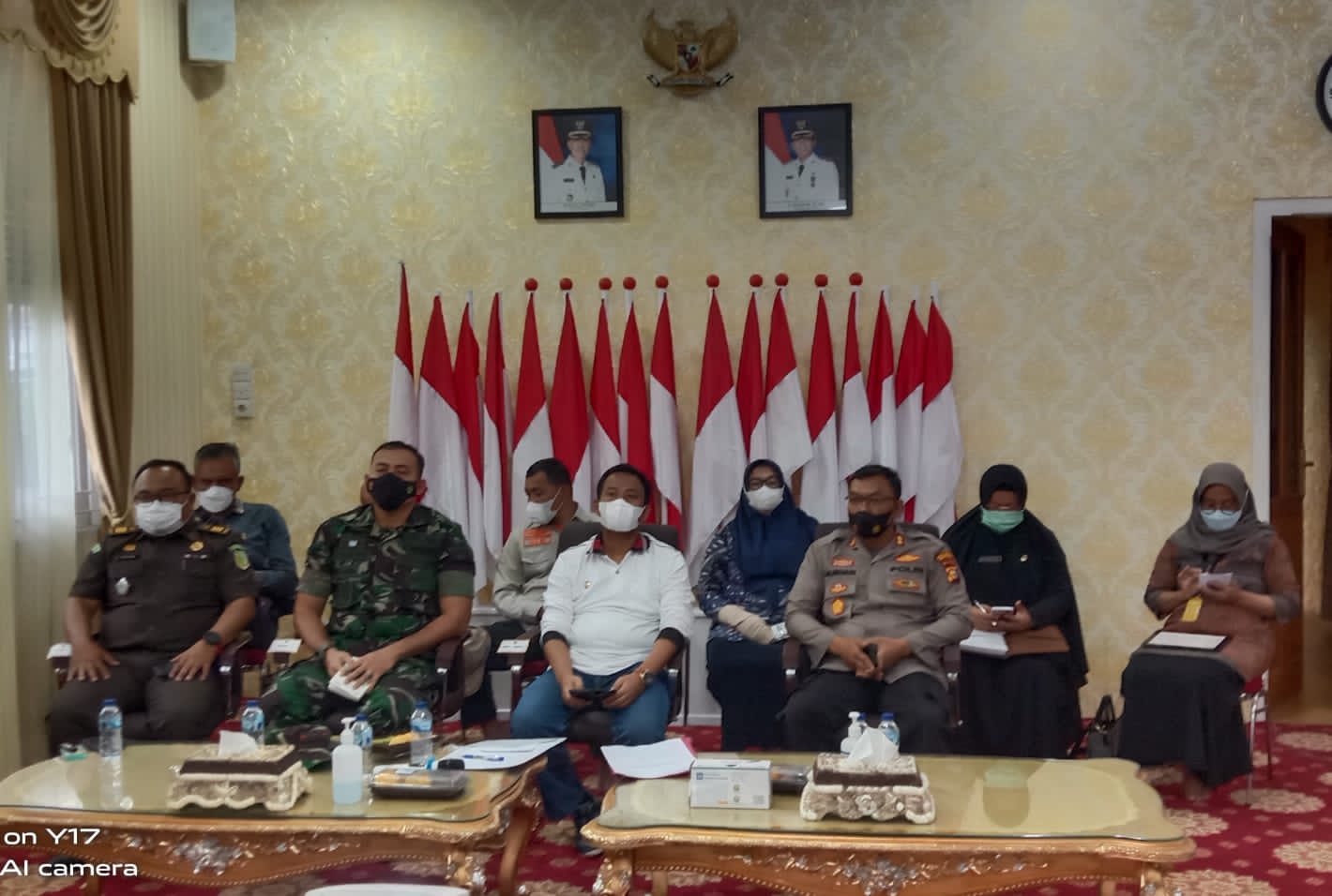 Wabup Rohil dan Forkopimda Ikuti Rapat Koordinasi Perkembangan Covid-19 Secara Virtual se-Provinsi Riau